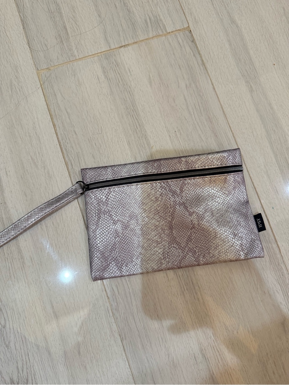 IPSY Metallic Snake-Print makeup bag - Pink